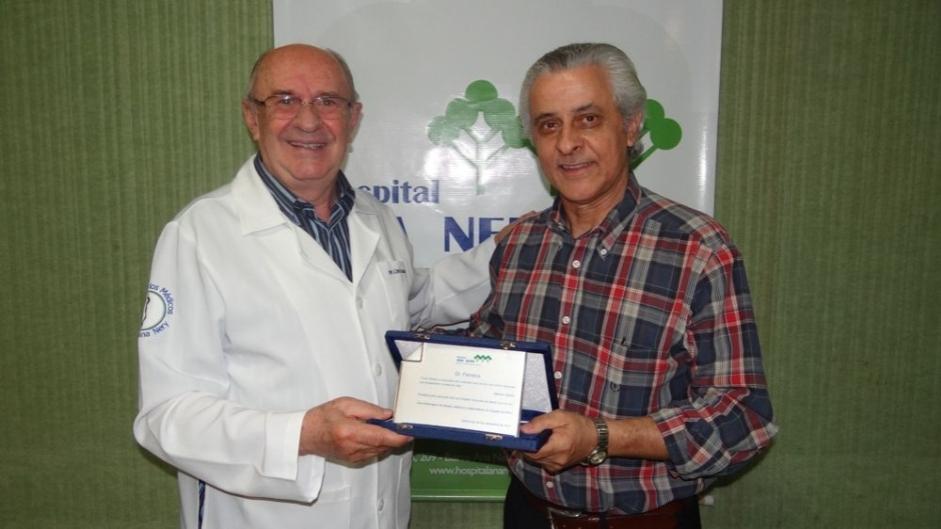 Not cias Ana Nery M dico Carlos Ferreira homenageado pelo Hospital